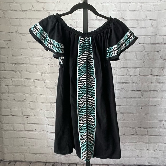 Piper by Townsen Black Off Shoulder Embroidered Dress Size Medium - Picture 3 of 6